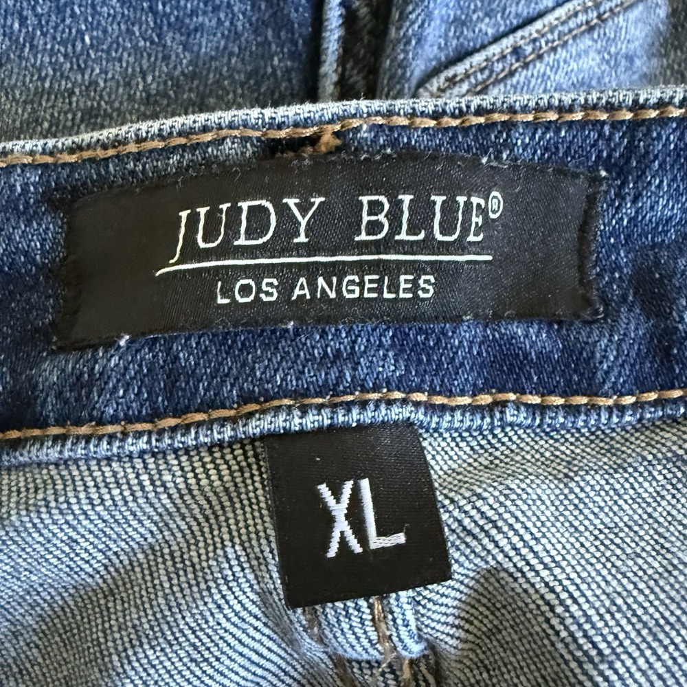 Judy Blue Womens XL Blue Medium Wash High Rise Denim Shorts Summer - Picture 4 of 8